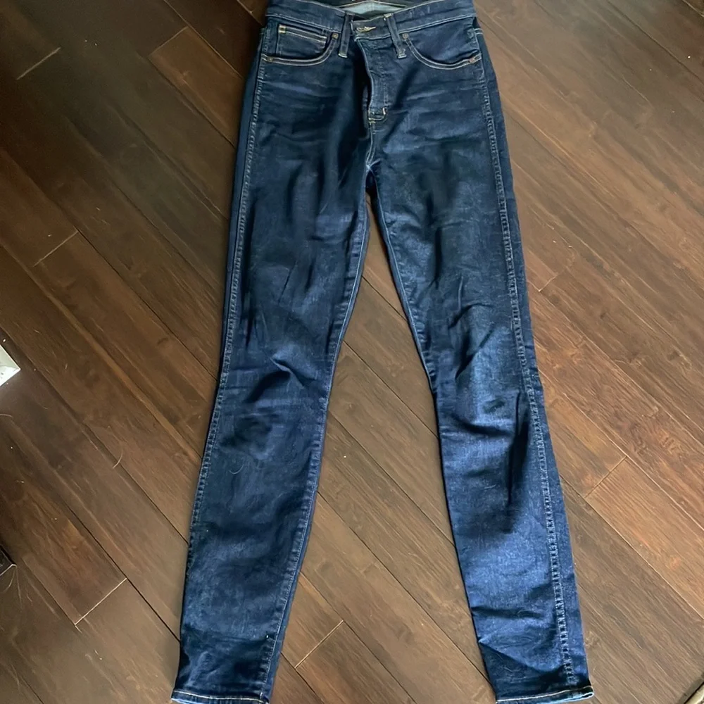 Madewell Tall 10” High Rise Skinny Jeans in Lucille Wash - Picture 3 of 3